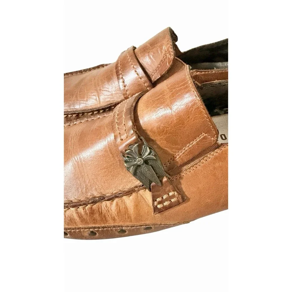 Lounge By Mark Nason Tan Leather Studded Casual Loafers US 10.5 Classic Stylist